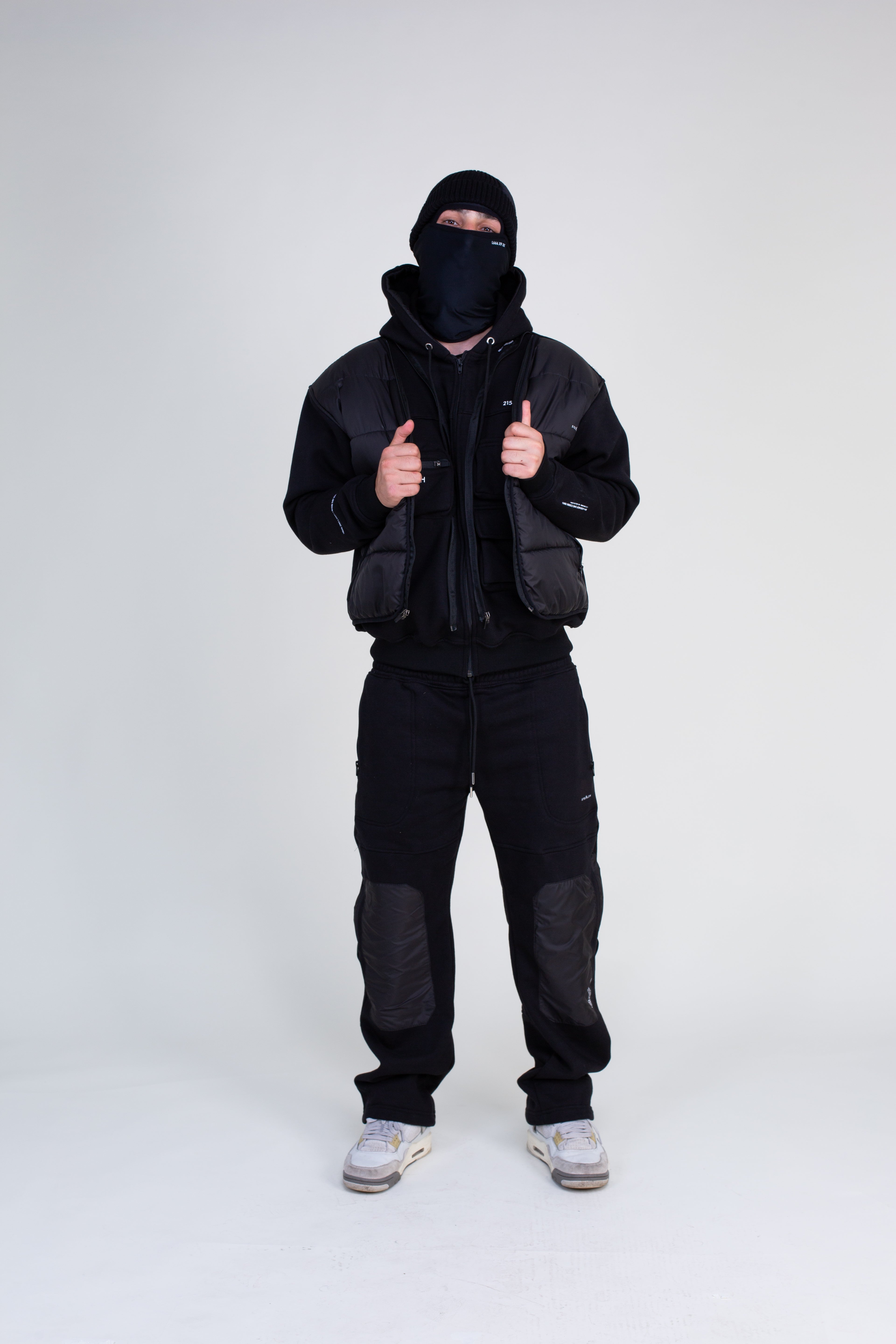 Gratton Tracksuit (Black)