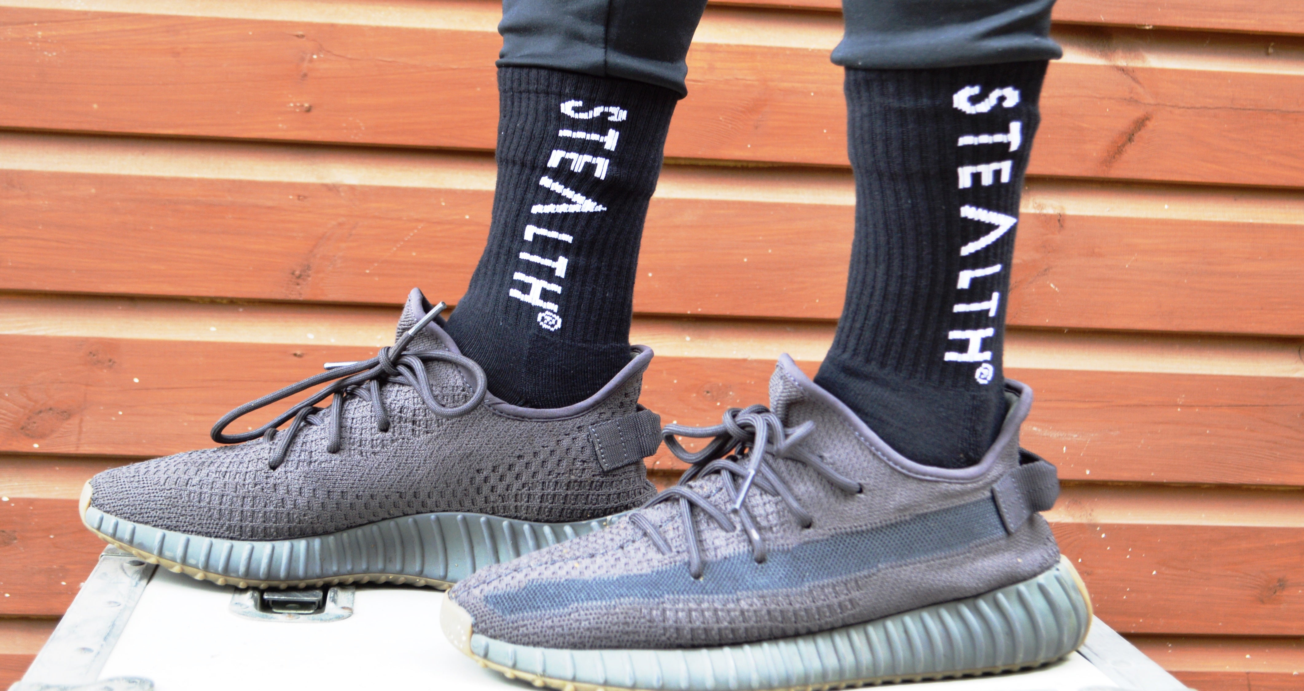 Stealth Logo Socks (Black)