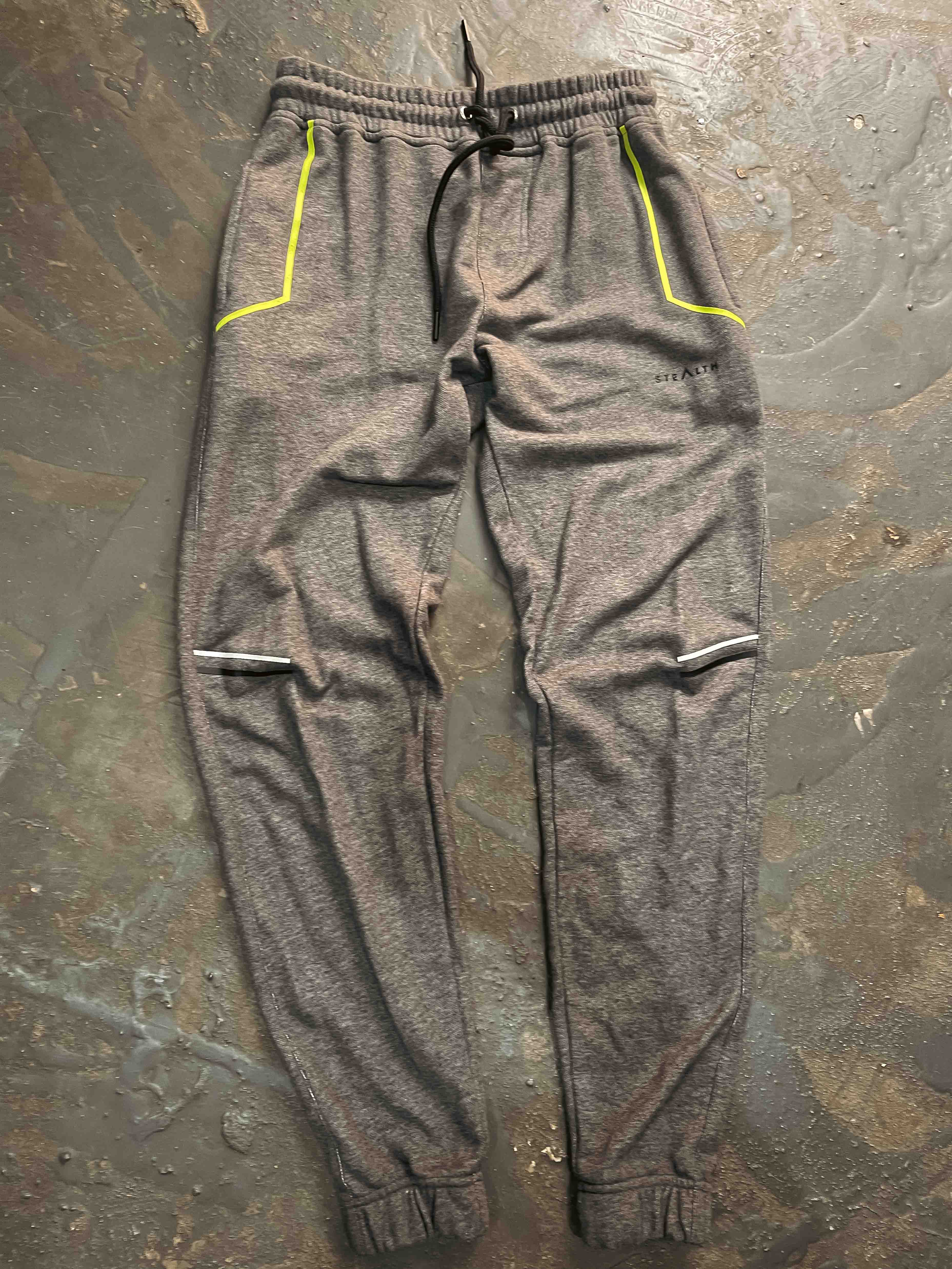 FLICKET TRACKSUIT CHARCOAL MEDIUM (SAMPLE)