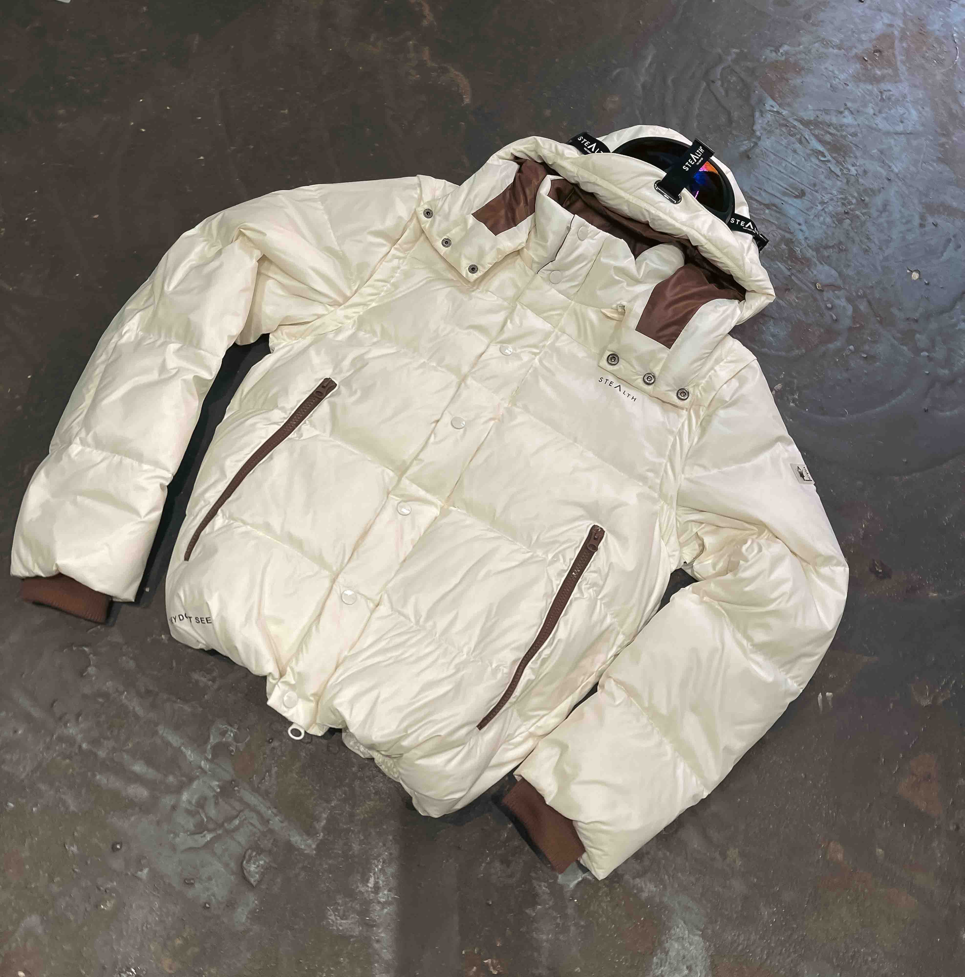 COMMSAT PUFFA JACKET MEDIUM BEIGE (SAMPLE)